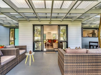 Beachside Living With space to grow