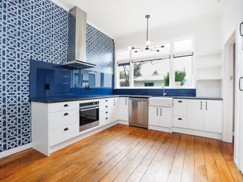 Potential, possibilities on a Kiwi 1/4 Acre!