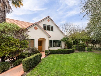 Timeless style in a top location