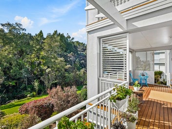 Bask in Sunshine or Beachwalk to Brunch