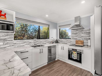 Comfort & Value in Redwood’s Rising Pocket