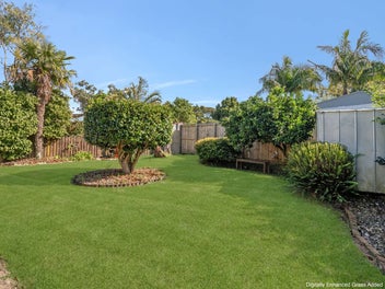 Your Secret Garden by the Sea – ACT NOW!