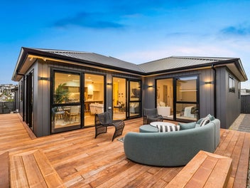 Your Long Bay Lifestyle Awaits
