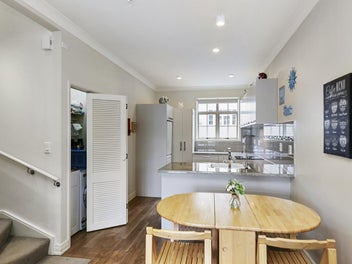 100 SQM + GARAGE - RARE CITY TOWNHOUSE