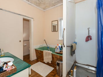 Urgent Sale, A Flipper's Dream!