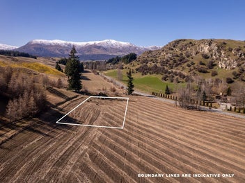 Sought-After Lifestyle Section on Speargrass Flat