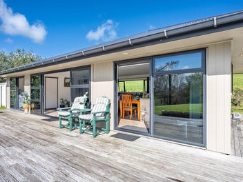 Relaxed Rural Living