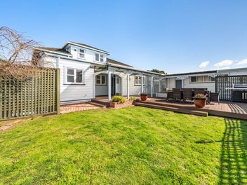 Flexible Living, Carefree Outdoors