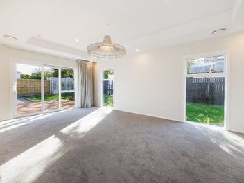 Private and easy-living in prime location!