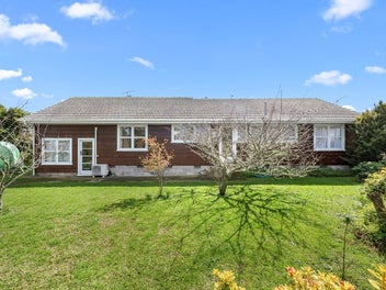 Land is Gold! 852m2 Flat THAB Zone!
