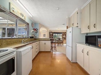 Sunny Brick Townhouse