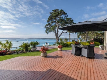 Coastal sanctuary with stunning Hauraki Gulf views