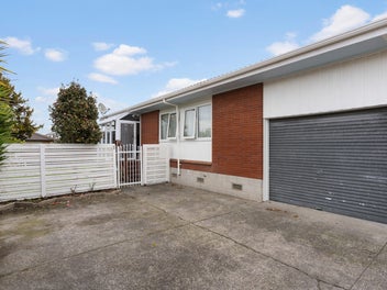 SPACIOUS FIRST HOME WITH GARAGE