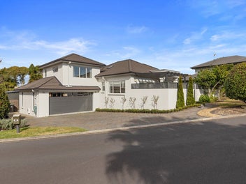 Move in and Entertain, Enjoy