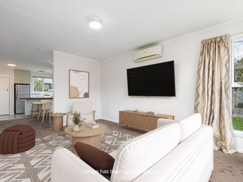 Double Glazed and Updated Interior