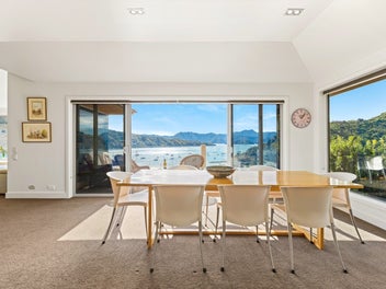 A harmony of light, space and cinematic views