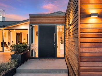 Single Storey Home on Large Section