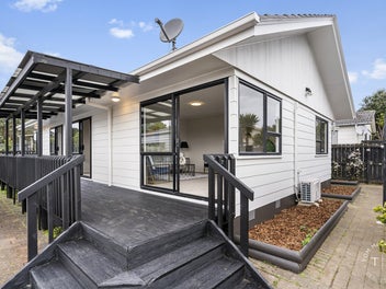 Stylish & Fully Renovated Home - Ready for You!