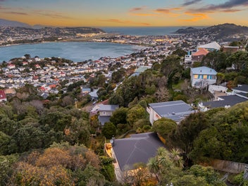 Executive Home with Harbour Views + Section Option
