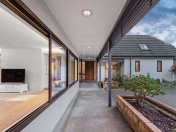 Lifestyle, Space & Style in the Heart of Taupaki