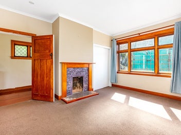 HOME & INCOME WITH HARBOUR VIEWS & POTENTIAL