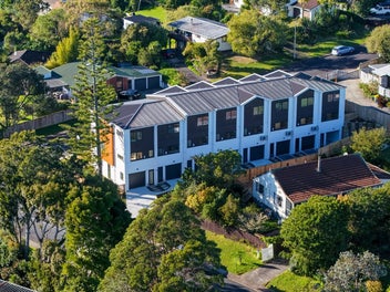 Modern Living Meets Coastal Lifestyle
