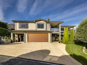 Elevation and location, vendors downsizing