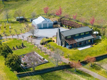 Reimagine Your Lifestyle, Home & Income!