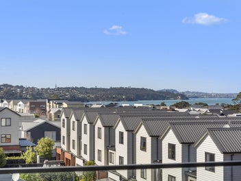 Sea Views, Two Bedrooms & an Ensuite