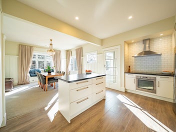 Established Heathcote River Homestead