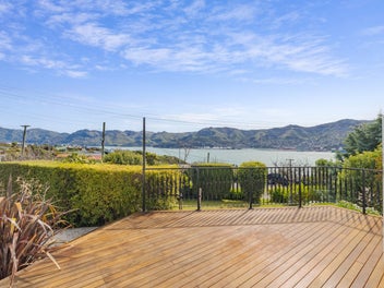 Timeless design with exceptional views