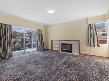 Embrace the Vibrant Heart of Pakuranga
