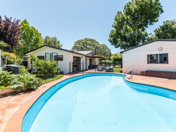 Easy Outdoor Living with Pool