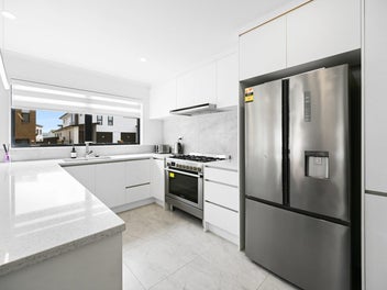 Freehold with Unbeatable Value