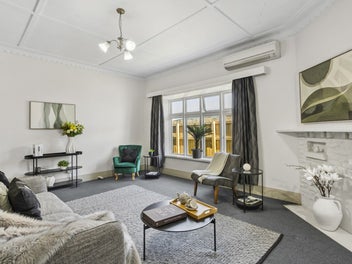 Unlock the potential close to St Clair beach.