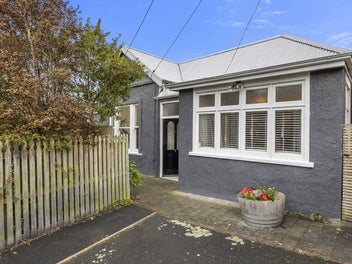 Overseas vendor wants sold - Inner City Gem