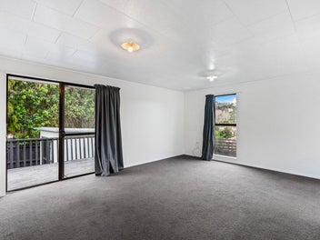 Super Starter, Convenient Location!
