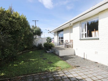 Solid 1970’s Home in Hargest Zone