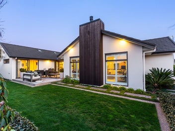 WHERE STYLE, COMFORT AND LUXURY MEET