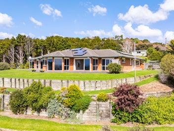 Scenic Lifestyle Retreat