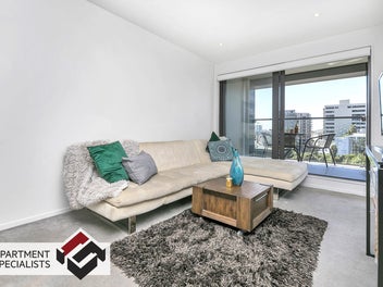 Dual-Bath Delight in Freemans Bay