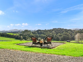 Effortless Country Living - Move-In Ready