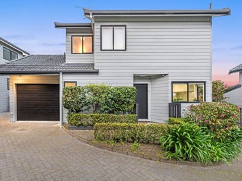 St Heliers School, Village, Beach on Your Doorstep