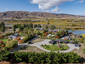 Convenient Modern Lifestyle Opportunity