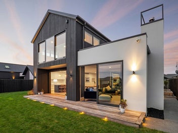 Views, Quality, Location!