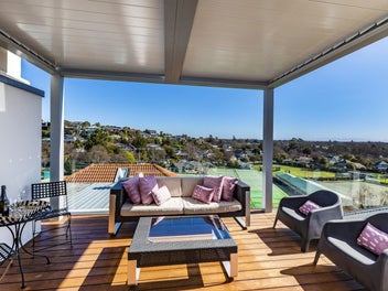 Above it all - style, sun and views