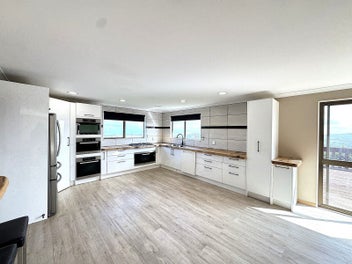 Peaceful Rural Retreat - Fully Renovated