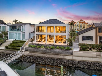 Exclusive Gulf Harbour Marina Estate