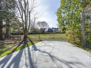 Stunning Bare Section - Riverhead