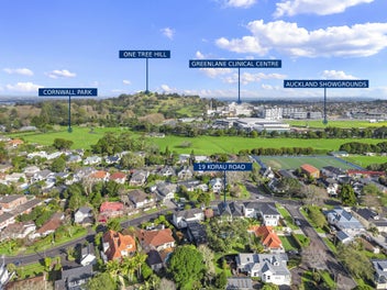 Morden Luxury living by Cornwall Park